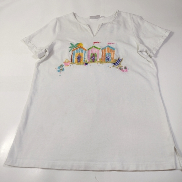 Quacker Factory Women's White Beach Hut Embroidered T-Shirt Size (M) - Picture 6 of 10
